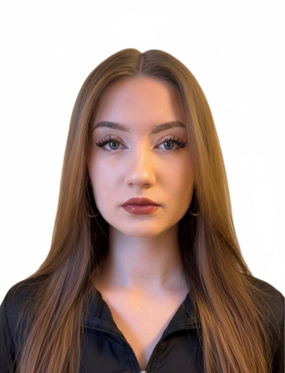 Устинова Дарья